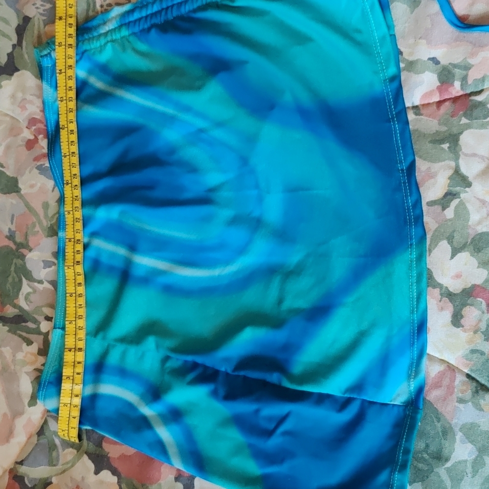 Ultra sexy and revealing swim size large with cover up - Picture 11 of 14